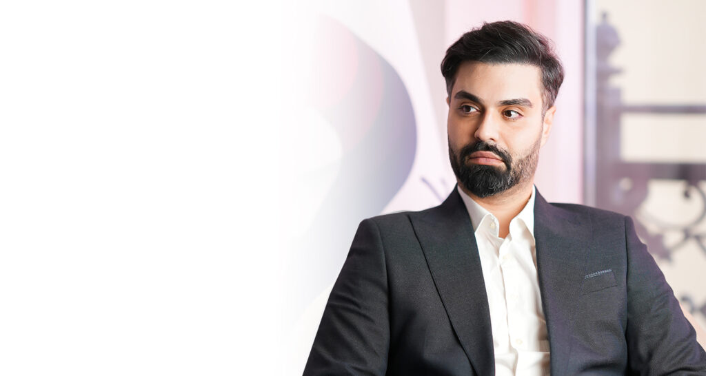ماکان آریا پارسا فوق دکترای کارآفرینی